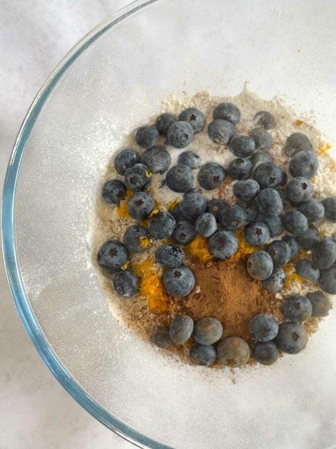 How to make healthy breakfast muffins step 2.