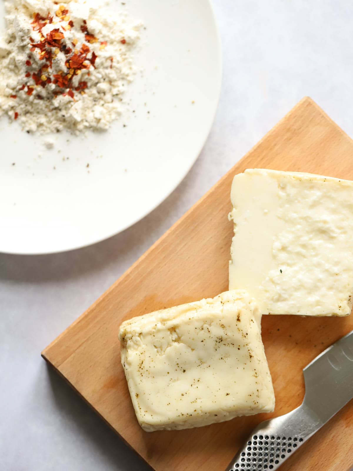 Step 1 of how to make halloumi burgers.