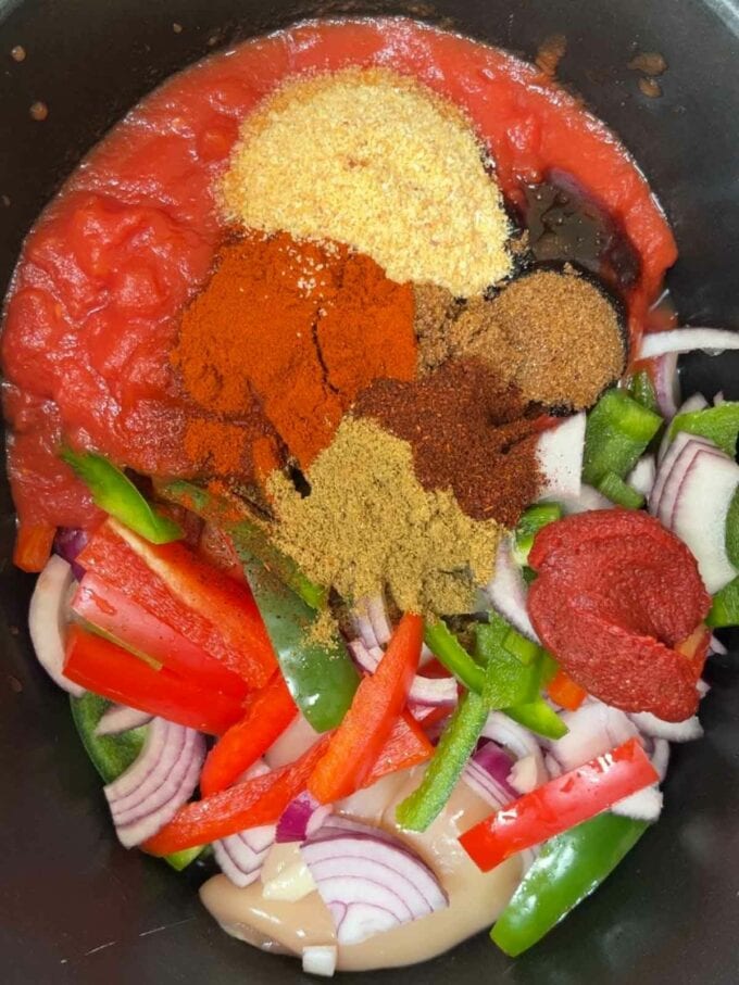 How to make Slow Cooker Chicken Tacos, step 1.