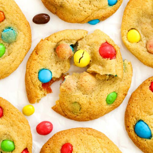 Homemade baked easy cookies recipe.