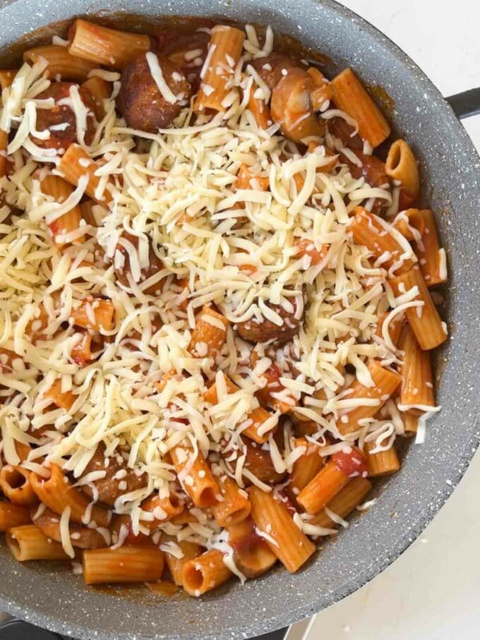 How to make Meatball Pasta Bake. Step 4.